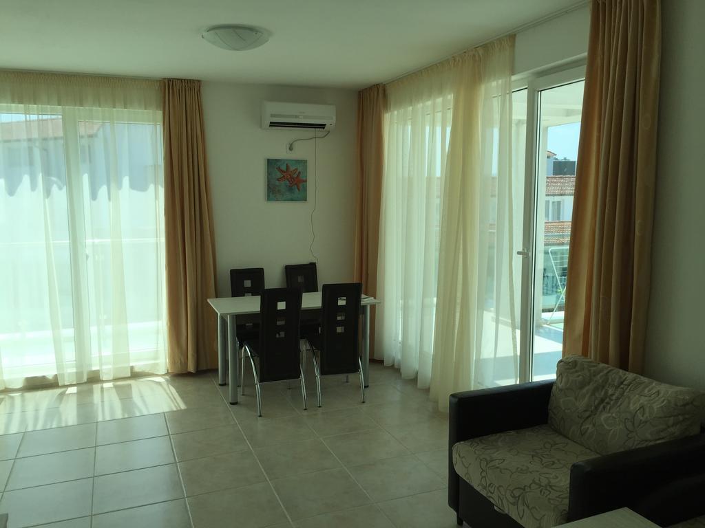 Sea Life Apartments Sinemorets Ngoại thất bức ảnh