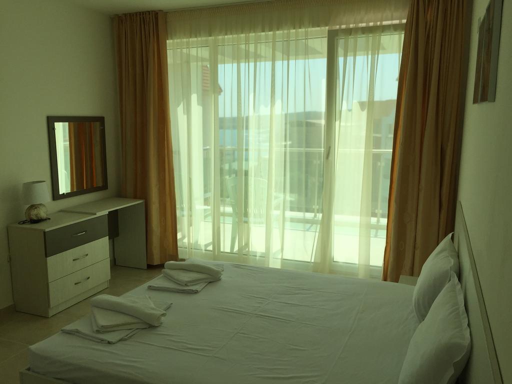 Sea Life Apartments Sinemorets Ngoại thất bức ảnh
