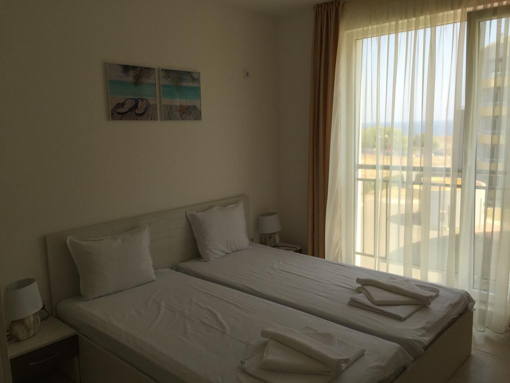 Sea Life Apartments Sinemorets Ngoại thất bức ảnh