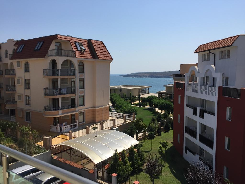 Sea Life Apartments Sinemorets Ngoại thất bức ảnh